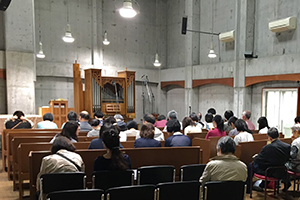 日本基督教団 西東京教会の礼拝の様子